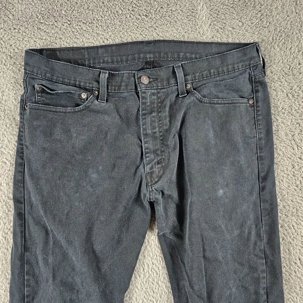 Levis ** this